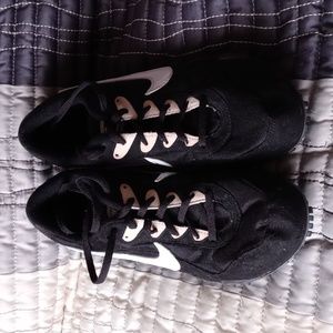 *LAST CHANCE* NWT Nike Spikes
